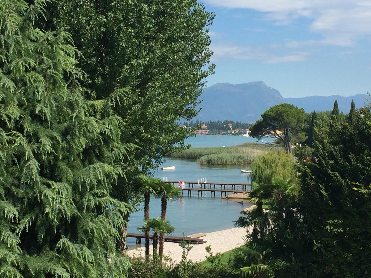 Hotel La Rondine Sirmione Eksteriør bilde