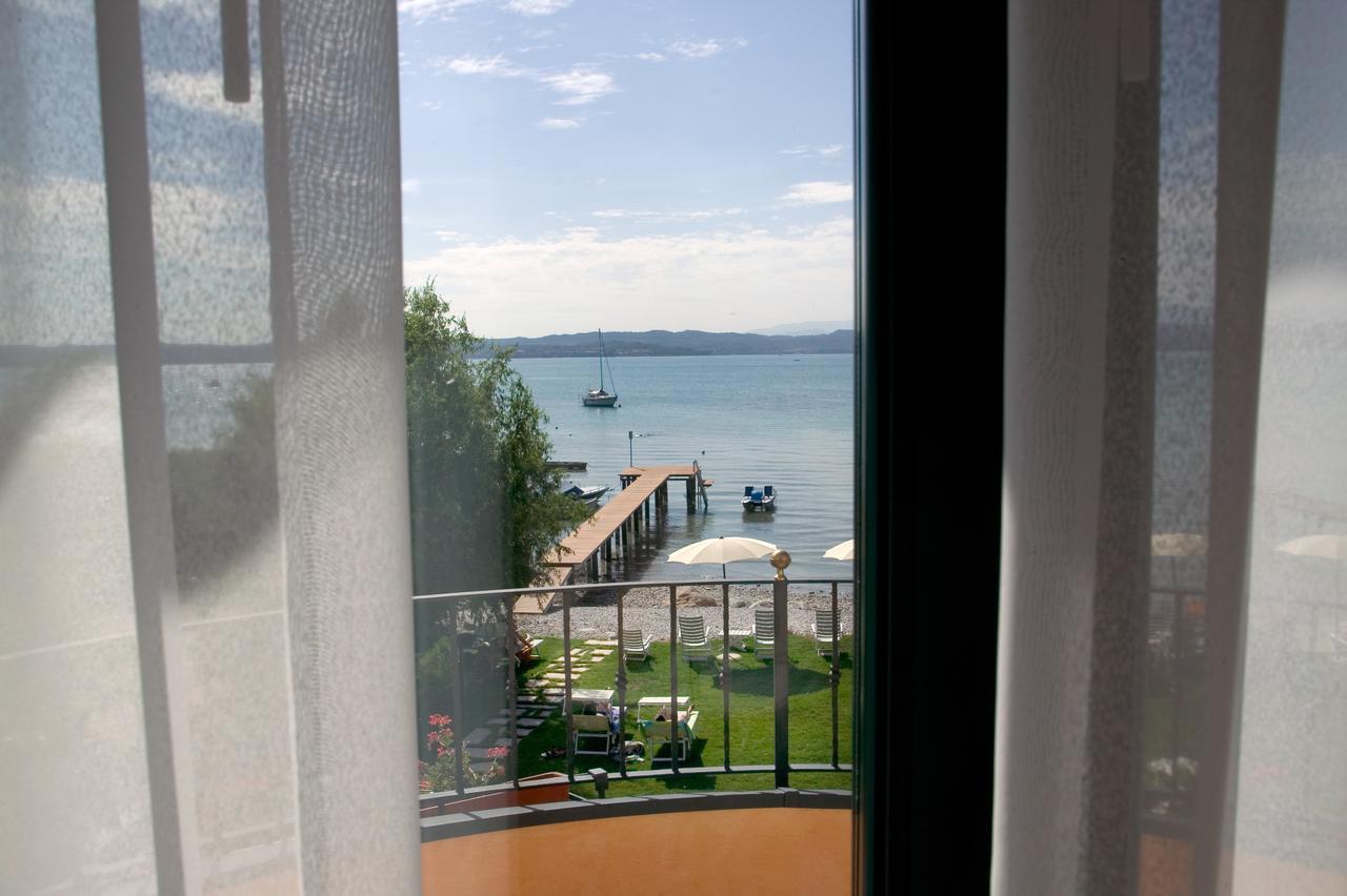 Hotel La Rondine Sirmione Eksteriør bilde