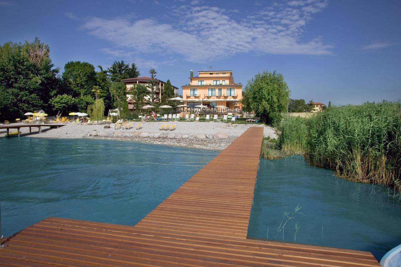 Hotel La Rondine Sirmione Eksteriør bilde